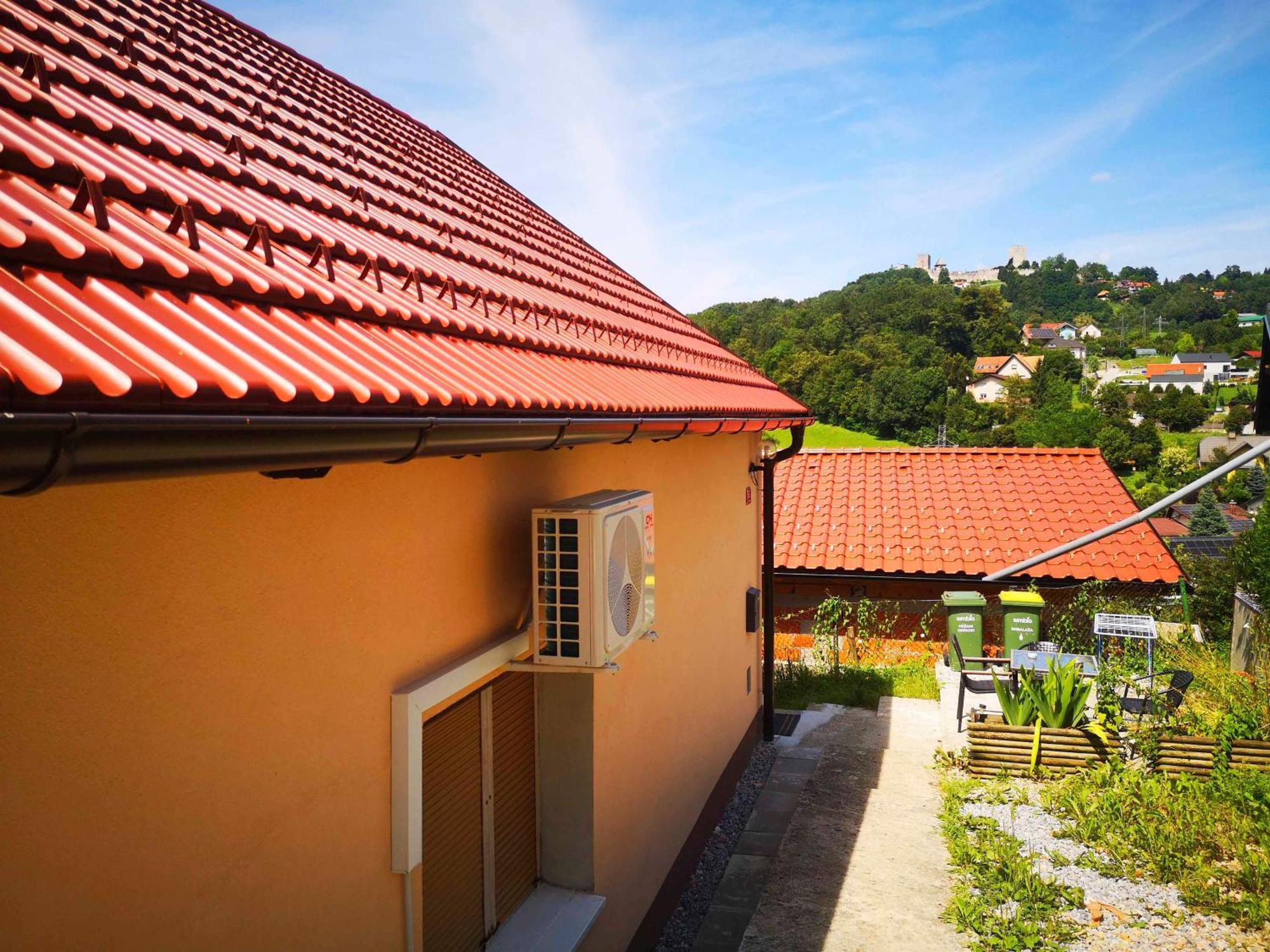 Small House In צליה מראה חיצוני תמונה