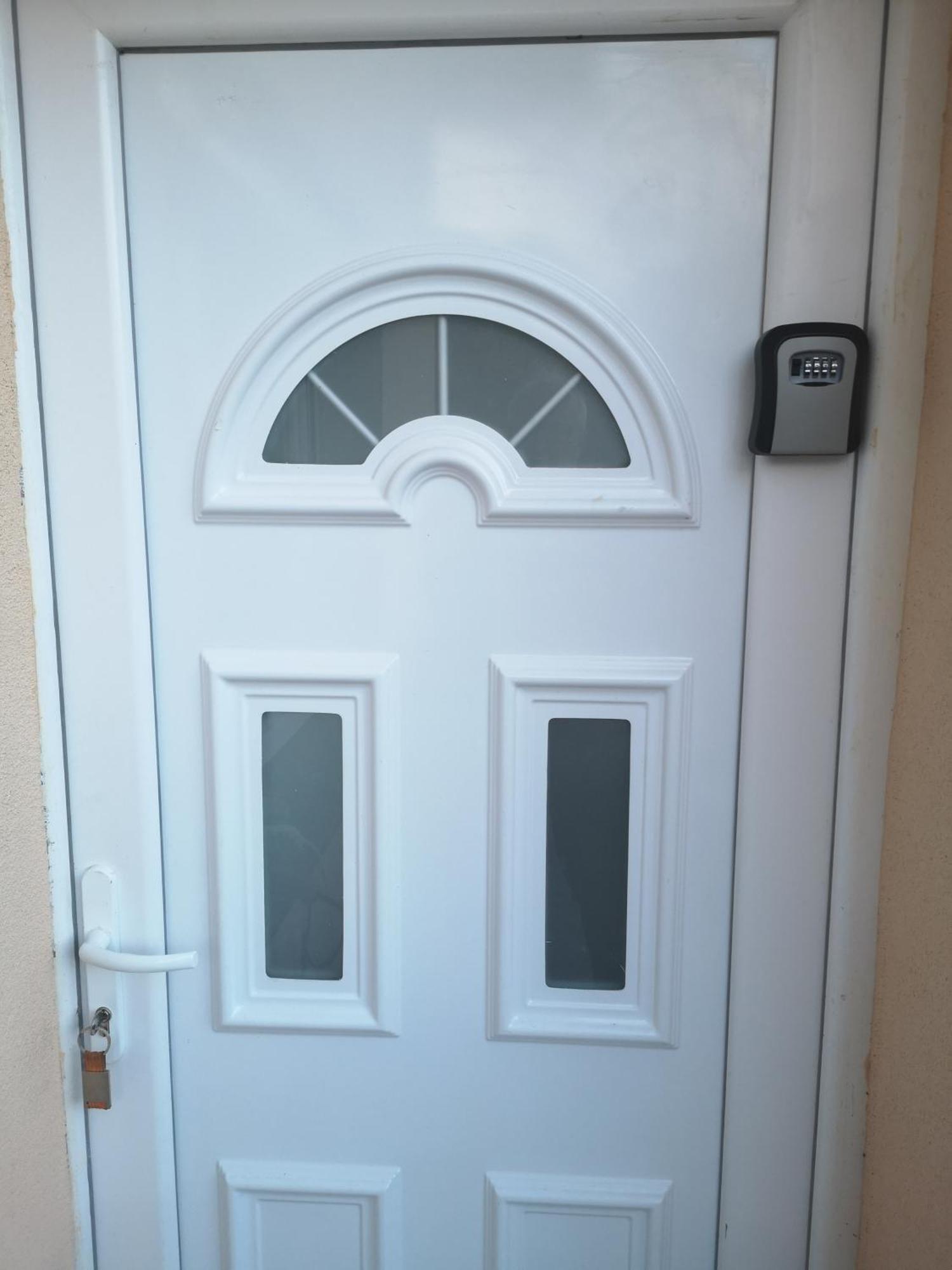 Small House In צליה חדר תמונה
