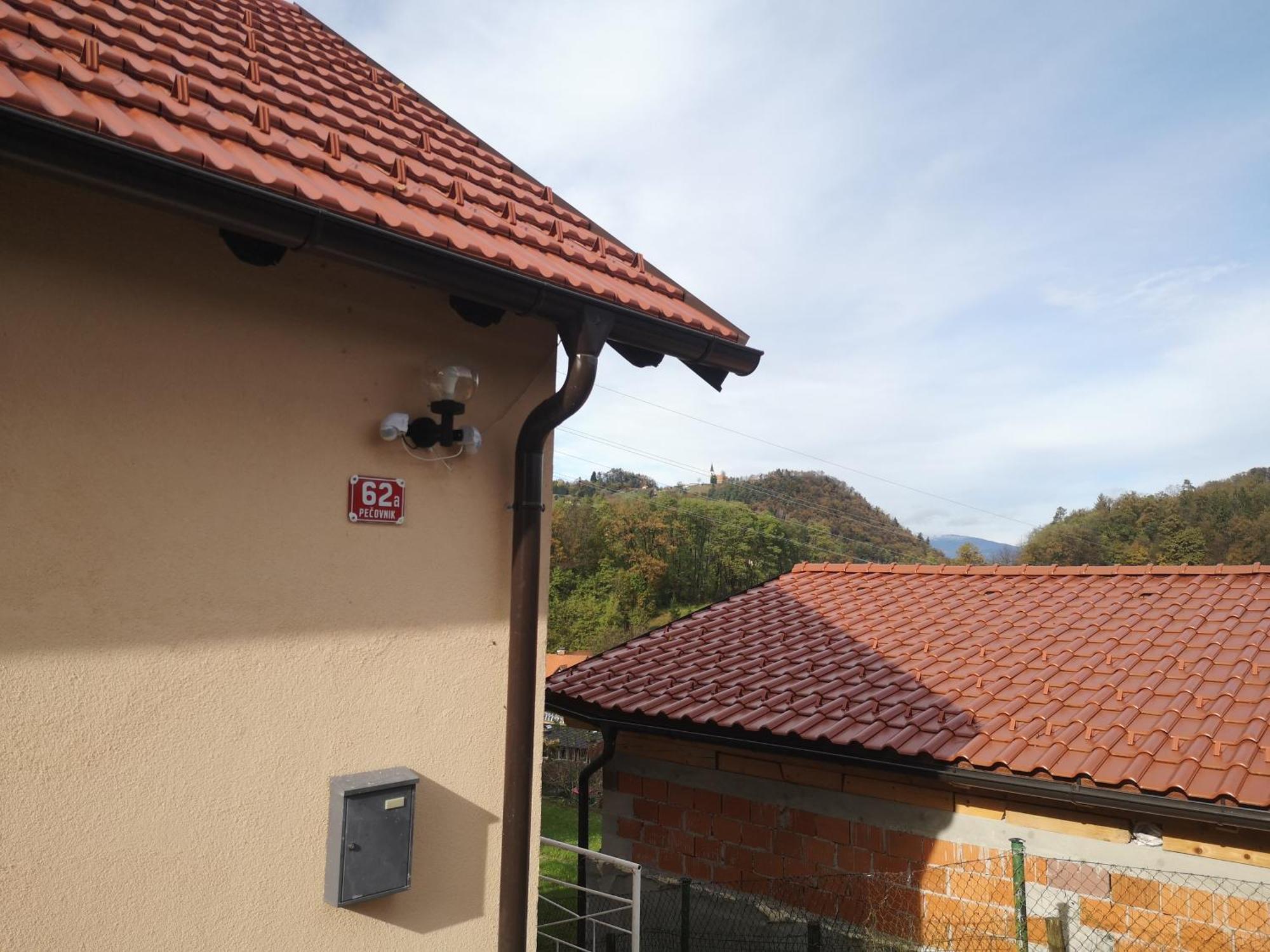 Small House In צליה מראה חיצוני תמונה