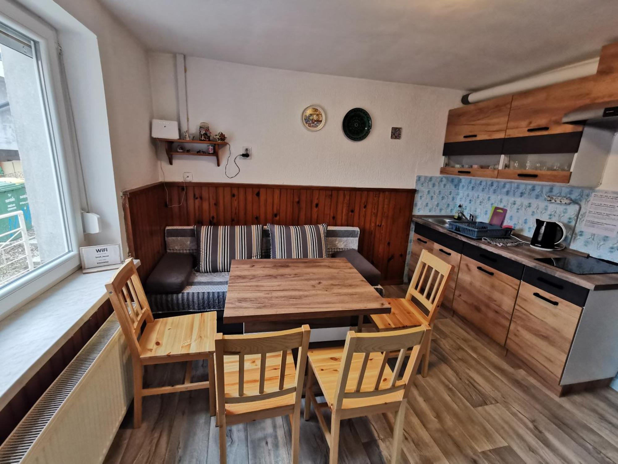 Small House In צליה מראה חיצוני תמונה
