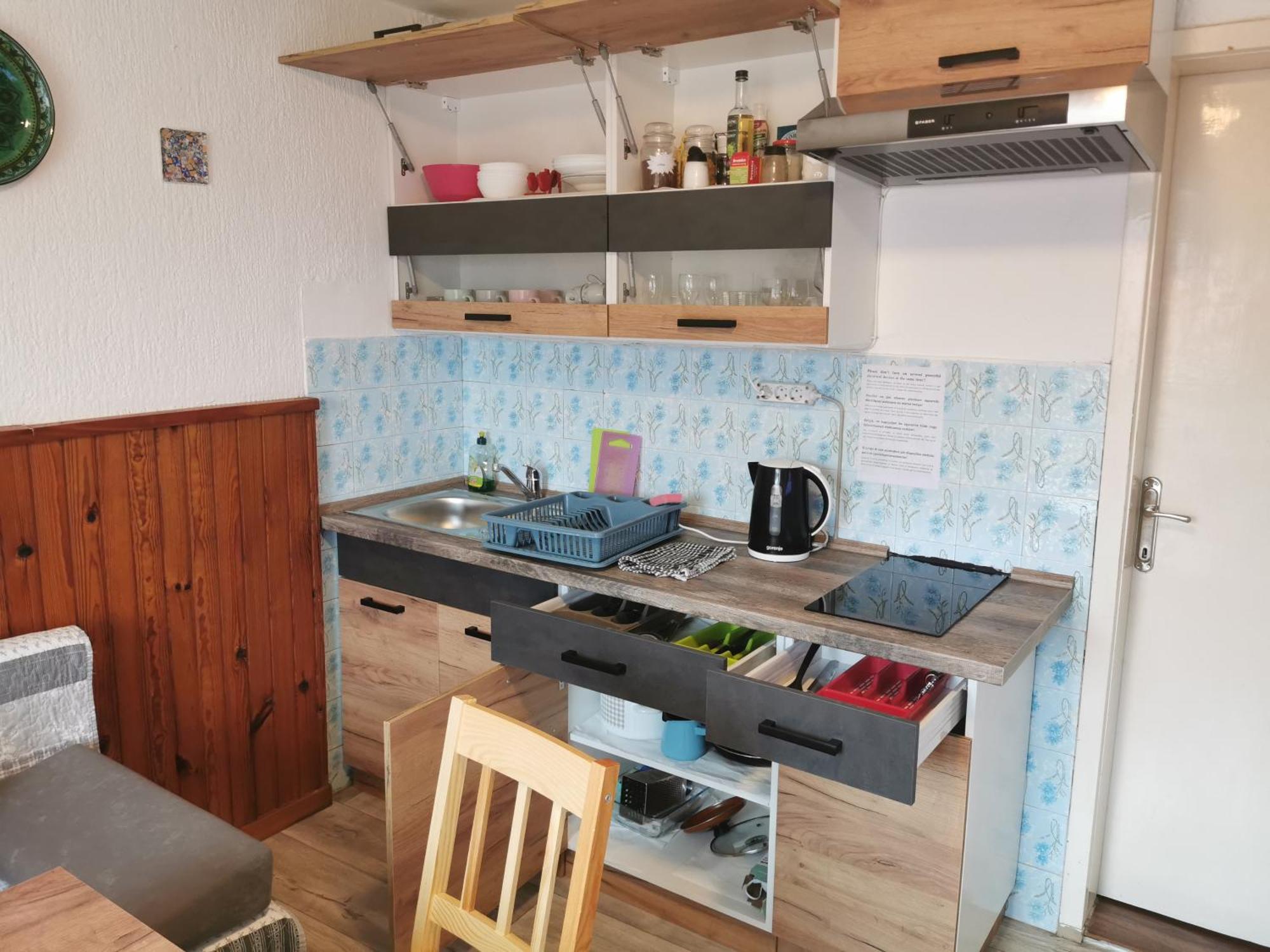 Small House In צליה מראה חיצוני תמונה